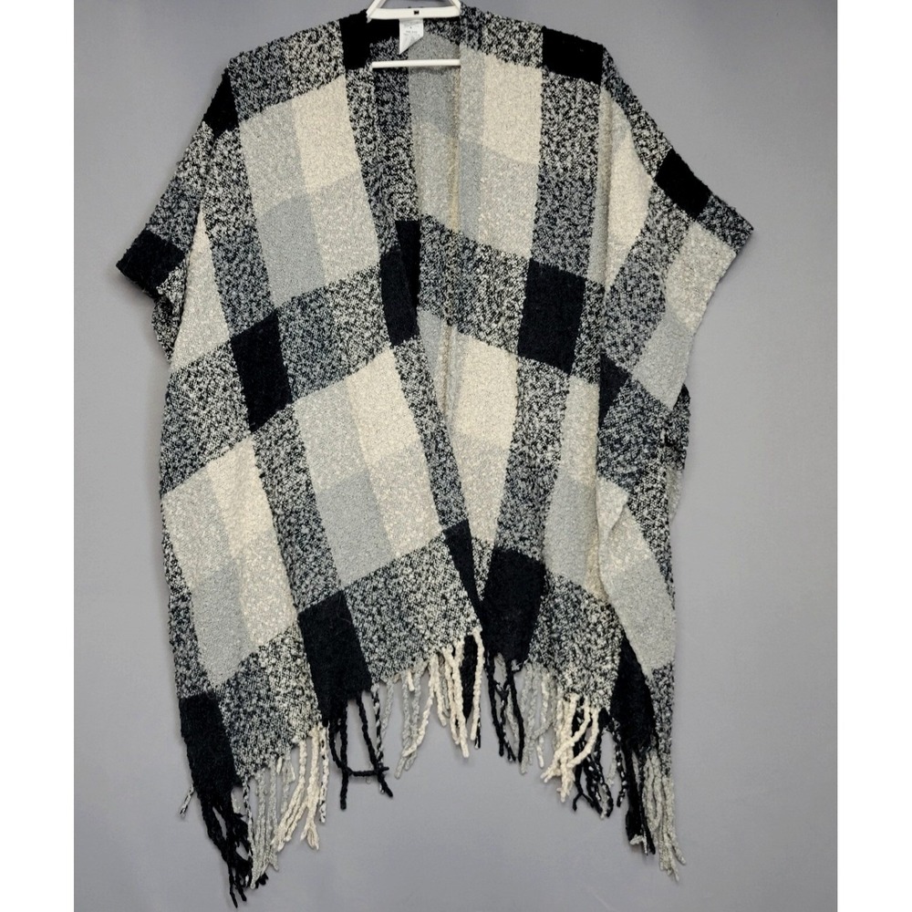 Woolrich Fringed Poncho Sweater CoverUp Shawl Women's One Size Knit Plaid Checks